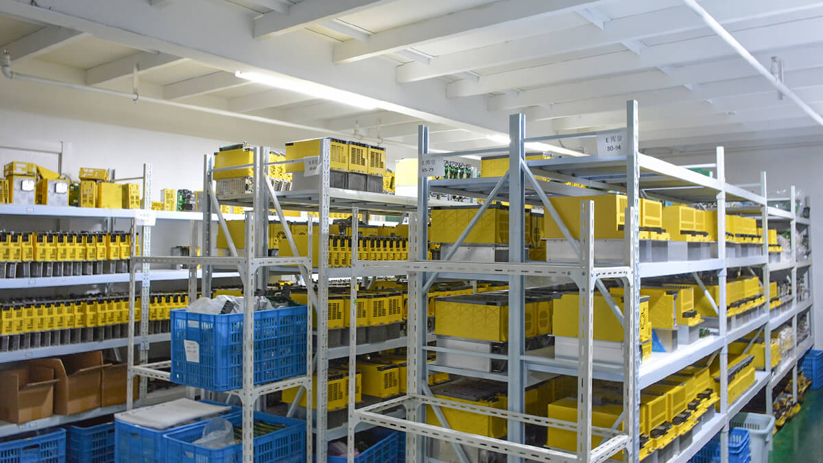 Warehouse for Fanuc equipment